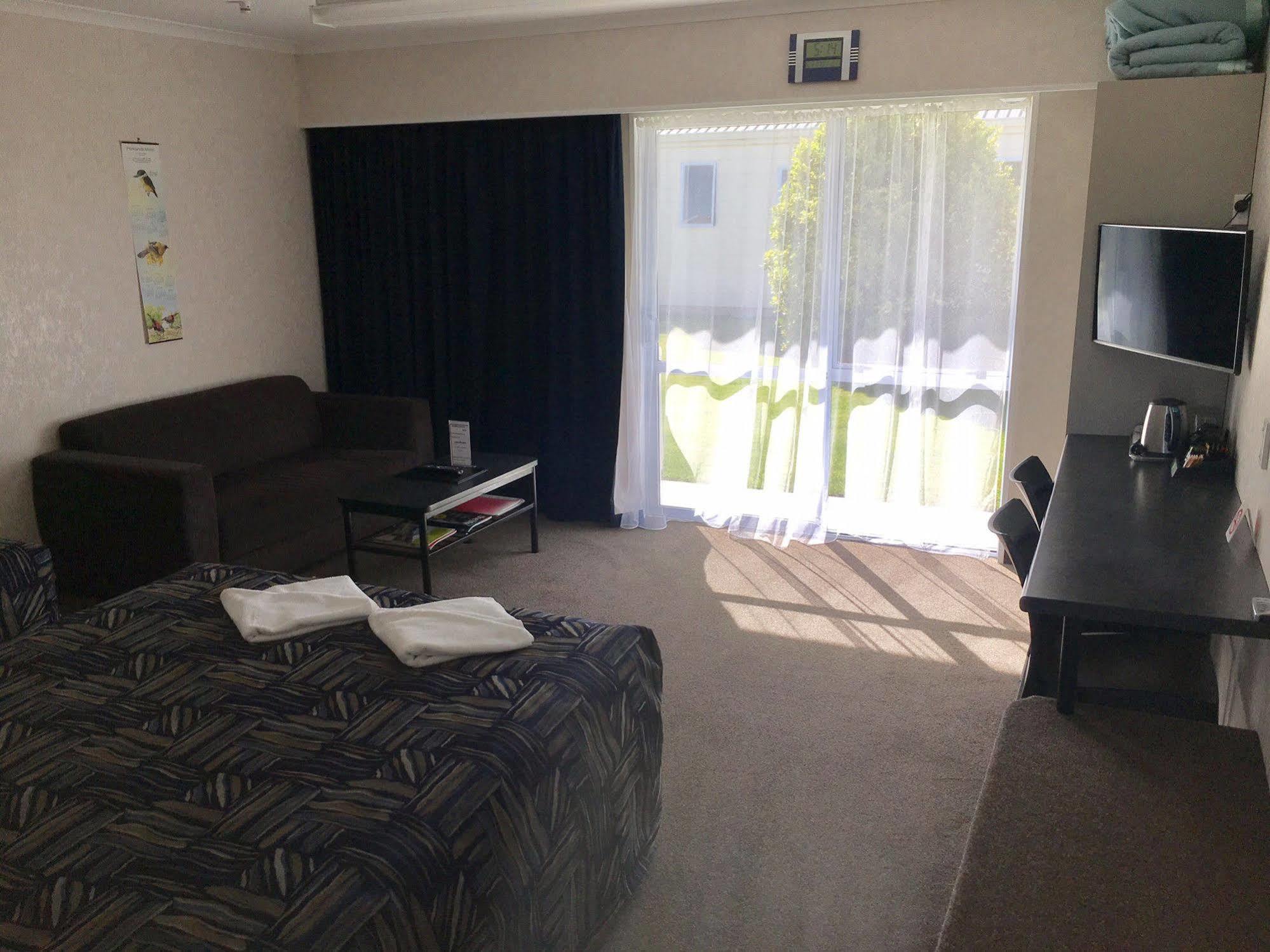 Parklands Motel Te Anau Eksteriør billede